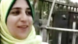 کودک برای ماساژ وارد ...